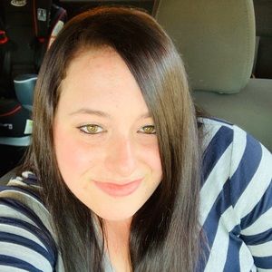 Meet your Posher, Deborah